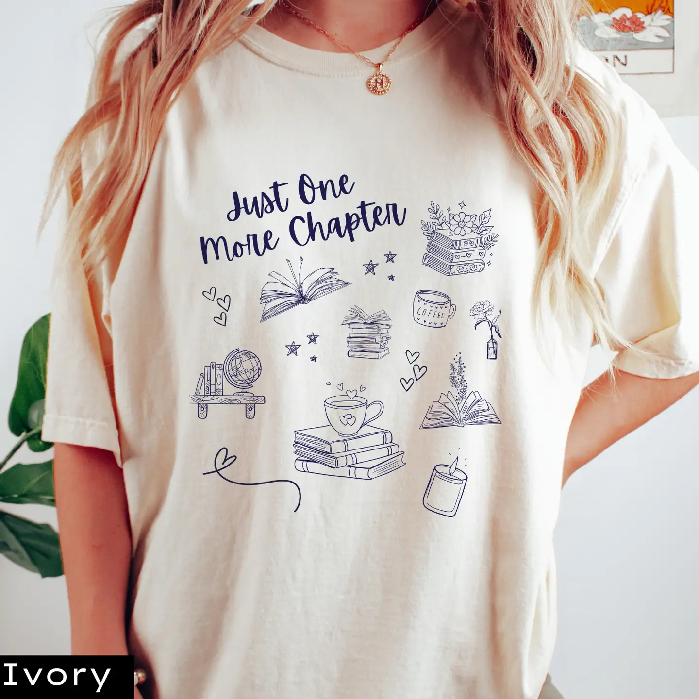 Just One More Chapter Doodle T-shirt - Image 8